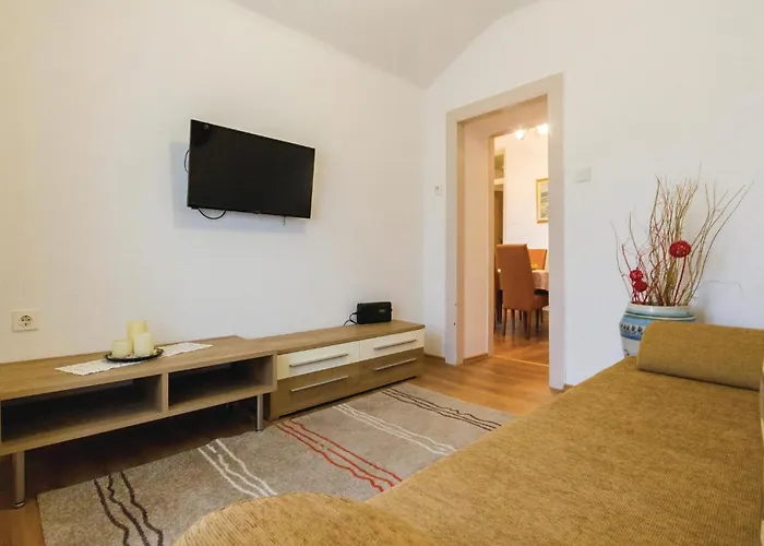 Two-bedroom In شقة
