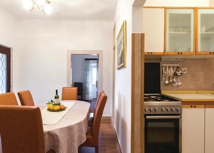 شقة Two-bedroom In بنجول