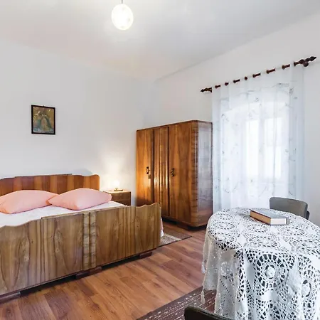 Two-bedroom In Apartment *